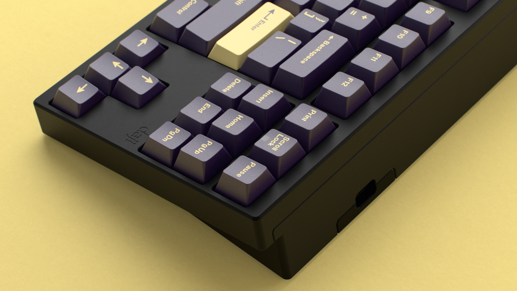 GMK CYL Phantom R2