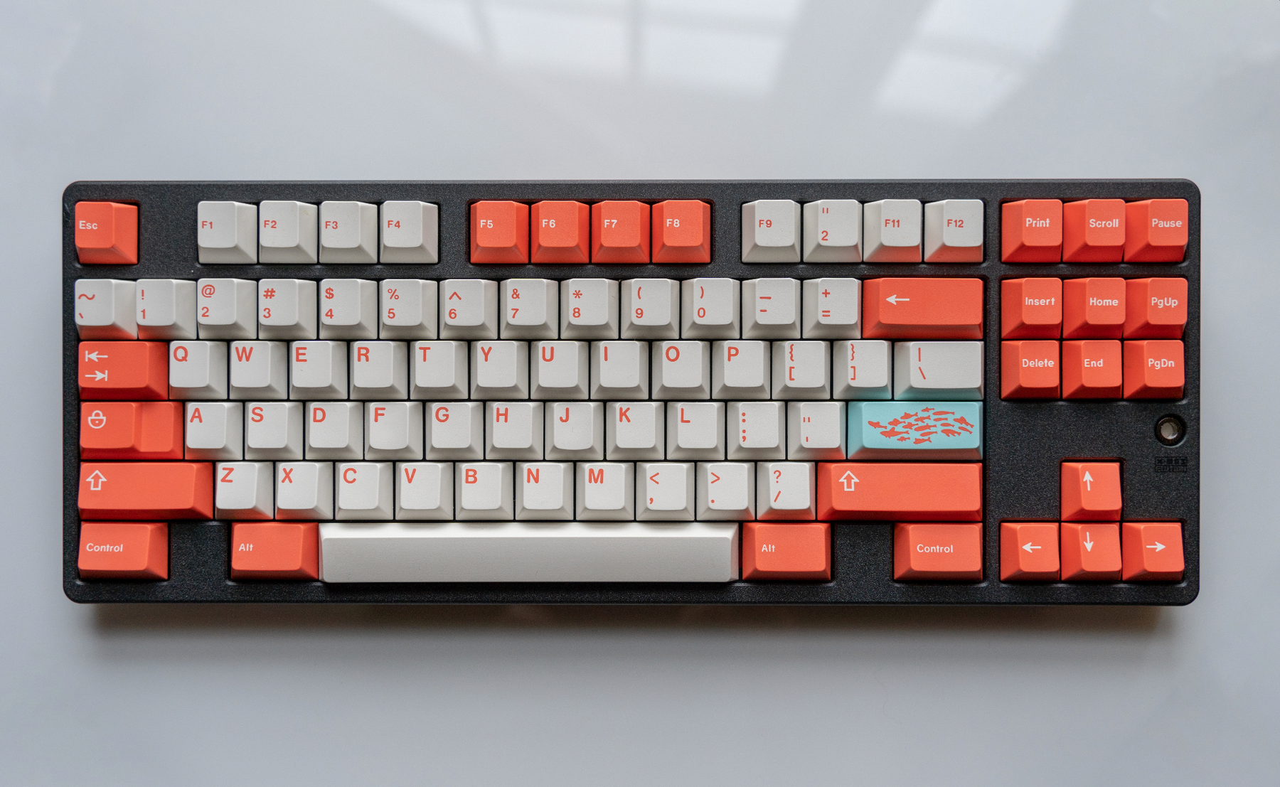 GMK Coral R2