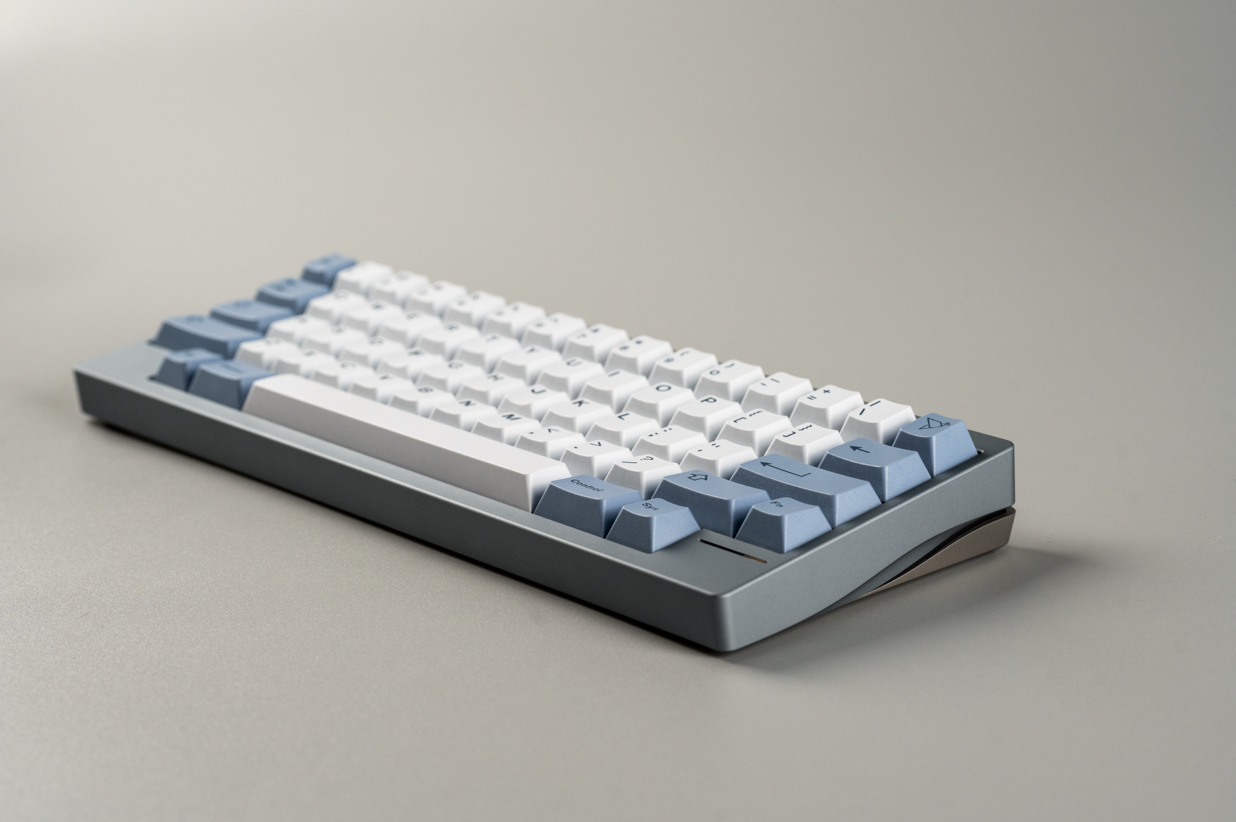 [GB] Lily R2 Keyboard Kit (EC)